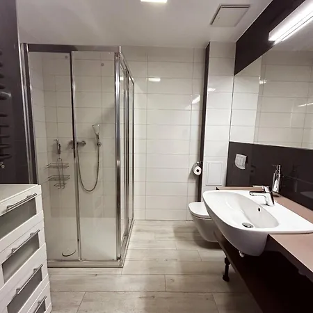 Czarna Gora Ischgl M22 Апартаменты